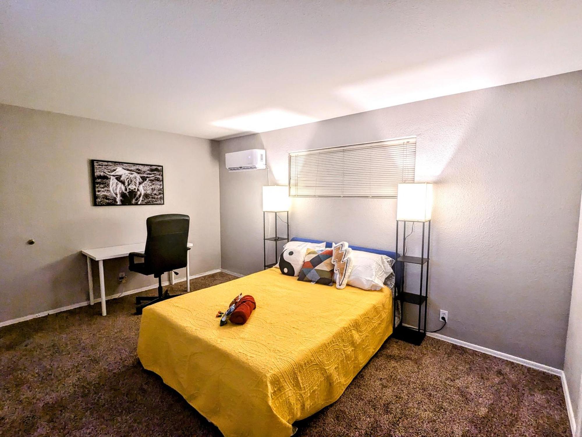 Private Rooms In Phoenix, Az Tempe Exterior photo
